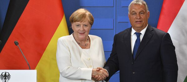 Angela Merkel Viktor Orban - Sputnik Moldova-România