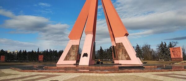 Реальное состояние мемориала Вечность в Кишиневе: что показала инспекция - Sputnik Молдова