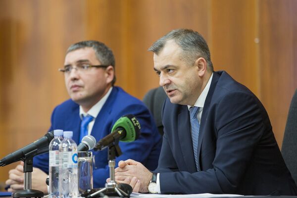 Ion Chicu a efectuat vizite la Sângerei și Bălți: Ce a discutat cu Renato Usatîi - Foto Ion Chicu a efectuat vizite la Sângerei și Bălți: Ce a discutat cu Renato Usatîi - Foto - Sputnik Moldova