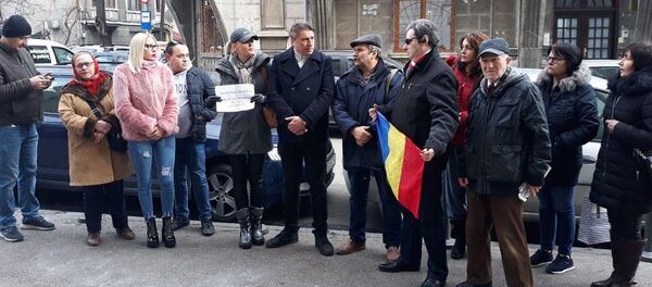 Protest în susținerea profesorului Mircea Beuran - Sputnik Moldova-România