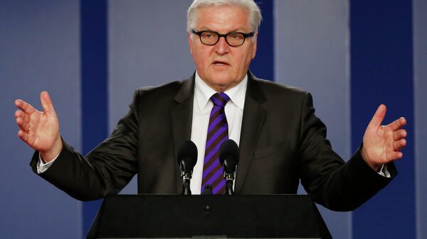 Germany's Foreign Minister Frank-Walter Steinmeier talks to the press  - Sputnik Moldova