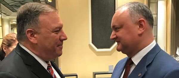 Президент Молдовы Игорь Додон встретился в Мюнхене с госсекретарем США Майком Помпео Президент Молдовы Игорь Додон встретился в Мюнхене с госсекретарем США Майком Помпео - Sputnik Молдова