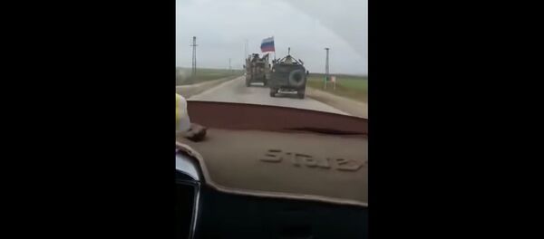 RESISTENCIA SIRIA - PROVOCACIÓN DEL INVASOR AMERICANO A PATRULLA RUSA EN QAMISHLI RESISTENCIA SIRIA - PROVOCACIÓN DEL INVASOR AMERICANO A PATRULLA RUSA EN QAMISHLI - Sputnik Молдова