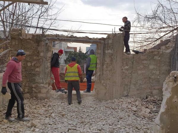 Под звук бульдозеров Ион Чебан объявил войну незаконным гаражам и пристройкам - Sputnik Молдова