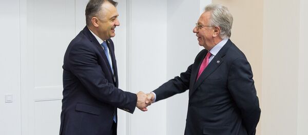 Молдавский премьер Ион Кику и председатель Венецианской комиссии Джанни Букиккьо - Sputnik Молдова