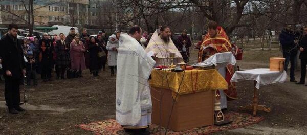 După ce Primăria Chișinău a anunțat că interzice accesul în bisericile aflate pe terenul instituțiilor de învățământ din Capitală - Sputnik Moldova