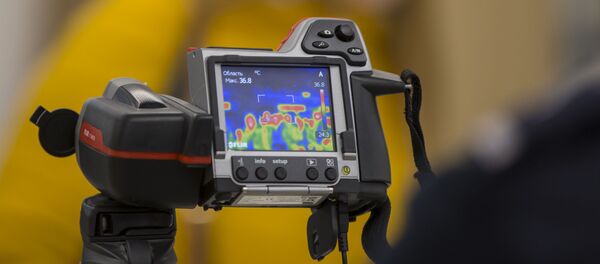 Повышенные меры безопасности: как в Международном аэропорту Кишинева проверяют пассажиров - Sputnik Молдова