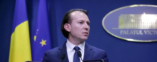 Declarații de presă susținute de premierul desemnat, Florin Cîțu, și de premierul interimar, Ludovic Orban, la Palatul Victoria - Sputnik Moldova-România