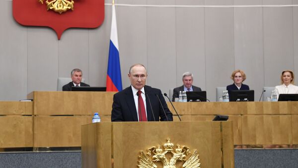 Президент РФ В. Путин принял участие в пленарном заседании Госдумы РФ - Sputnik Moldova-România