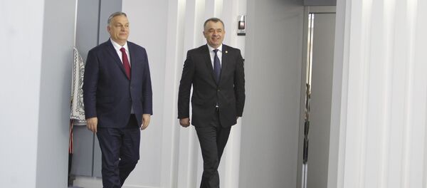 Виктор Орбан и Ион Кику - Sputnik Moldova