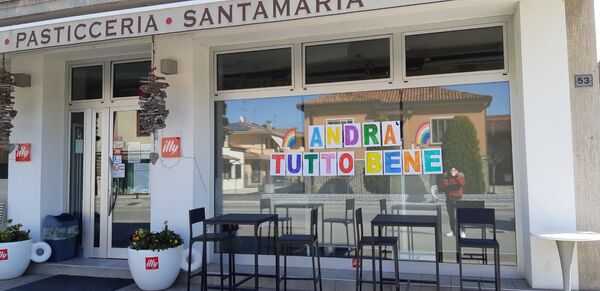 Moldovenii din Italia: Respectați astăzi restricțiile ca să ne putem îmbrățișa mâine Moldovenii din Italia: Respectați astăzi restricțiile ca să ne putem îmbrățișa mâine - Sputnik Moldova