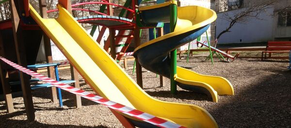 Loc de joacă izolat - Sputnik Moldova
