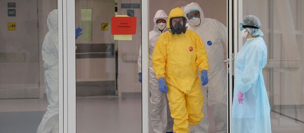 Президент РФ В. Путин посетил больницу в Коммунарке Президент РФ В. Путин посетил больницу в Коммунарке - Sputnik Moldova-România