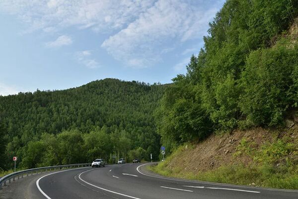 O zi la Baikal: de ce trebuie să zburăm în Bureatia până la topirea gheții O zi la Baikal: de ce trebuie să zburăm în Bureatia până la topirea gheții - Sputnik Moldova
