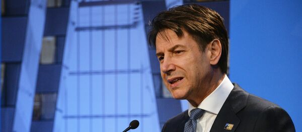 Il primo ministro italiano Giuseppe Conte al summit della NATO a Bruxelles. Il primo ministro italiano Giuseppe Conte al summit della NATO a Bruxelles. - Sputnik Moldova-România