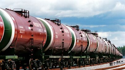 Цистерны с нефтью