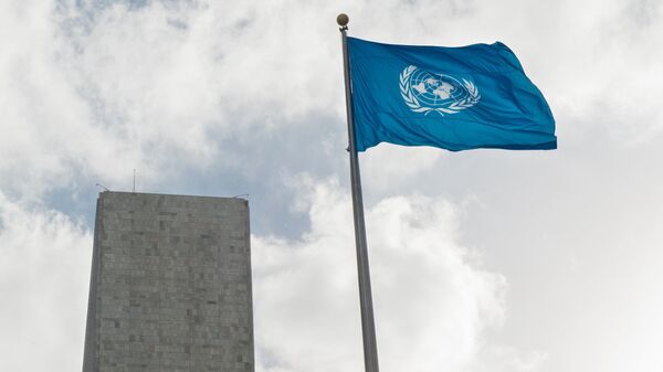 Флаг у Штаб-квартиры ООН - Sputnik Moldova
