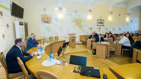 Igor Dodon s-a întâlnit cu șefii întreprinderilor municipale și viceprimarii - Sputnik Moldova