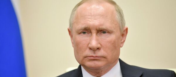 Президент РФ В. Путин выступил с обращением к гражданам - Sputnik Moldova