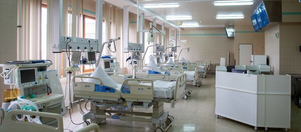 Стационар для лечения пожилых пациентов с коронавирусом открылся в Москве - Sputnik Moldova