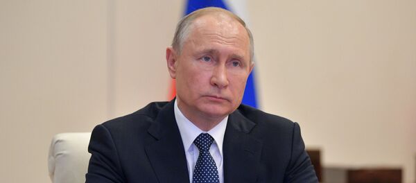 Президент РФ В. Путин в режиме видеоконференции провел совещание по вопросам развития ситуации с коронавирусной инфекцией - Sputnik Moldova
