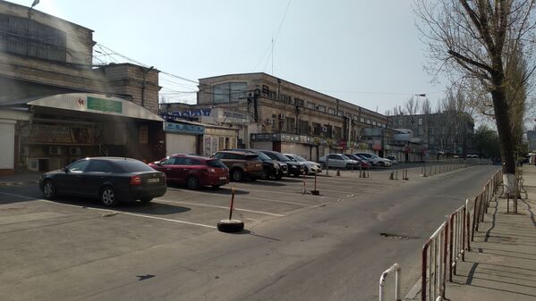 Самое оживлённое место Кишинева во время ЧП. - Sputnik Молдова