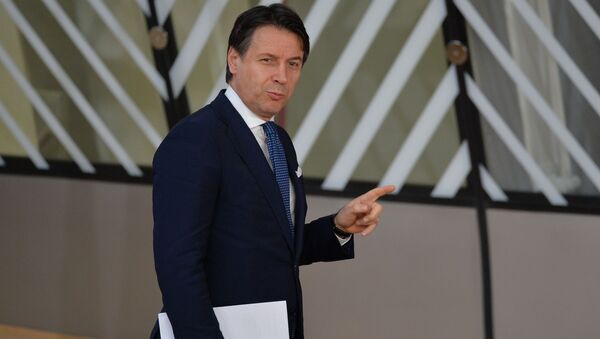 Премьер-министр Италии Джузеппе Конте - Sputnik Moldova
