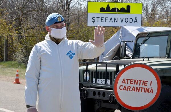 6 localități în carantină: Aproape 200 de polițiști și militari asigură securitatea – Foto 6 localități în carantină: Aproape 200 de polițiști și militari asigură securitatea – Foto - Sputnik Moldova