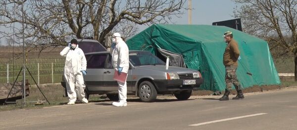 Карантин в нескольких населенных пунктах: привлекли армию и спасателей Карантин в нескольких населенных пунктах: привлекли армию и спасателей - Sputnik Молдова