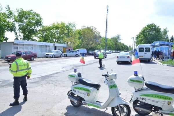 Режим доступа на кладбища и работа транспорта на Пасху в Кишиневе Режим доступа на кладбища и работа транспорта на Пасху в Кишиневе - Sputnik Молдова