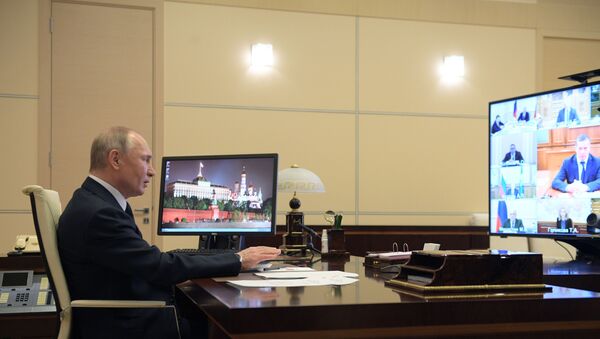 Президент РФ В. Путин провел совещание с членами правительства РФ - Sputnik Молдова