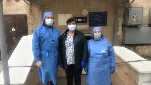 Pacientul cu numărul 100 vindecat de Covid-19 la Spitalul Clinic al Ministerului Sănătății - Sputnik Moldova