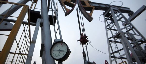 Работа нефтяных станков - качалок Работа нефтяных станков - качалок - Sputnik Moldova