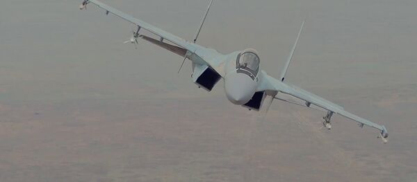 Сверхманевренный истребитель Су-35С - Sputnik Moldova-România