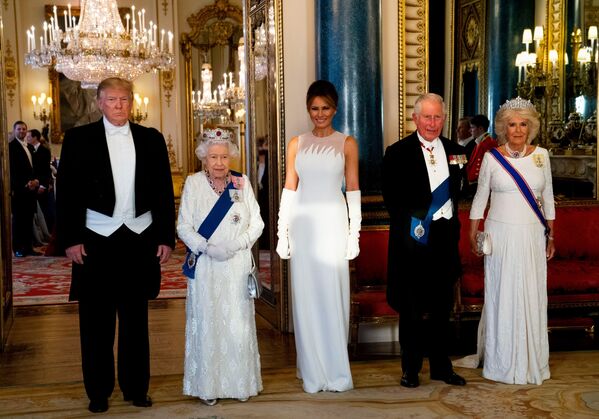 Președintele american Donald Trump și soția sa Melania la recepția reginei Elisabeta a II-a la Londra, 3 iunie 2019 - Sputnik Moldova-România