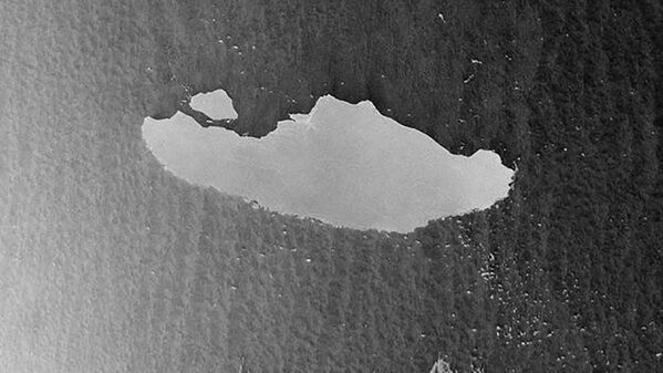 Снимок спутника Sentinel-1 айсберга А-68, сделанный 23 апреля 2020 года  - Sputnik Moldova-România