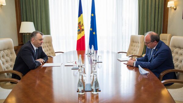 Întrevedere între premierul Ion Chicu și ambasadorul României, Daniel Ioniță - Sputnik Moldova