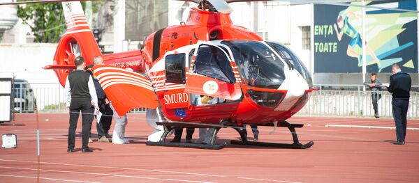 Un pacient de la Ocnița, transportat la Chișinău de un echipaj SMURD - Sputnik Moldova