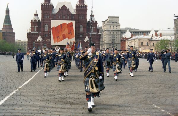 Военные оркестры разных стран приняли участие в Параде Победы мира - Sputnik Молдова