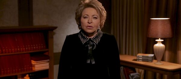 Читайте стихи о войне: спикер Совета Федерации России о 75-летии Победы Читайте стихи о войне: спикер Совета Федерации России о 75-летии Победы - Sputnik Moldova