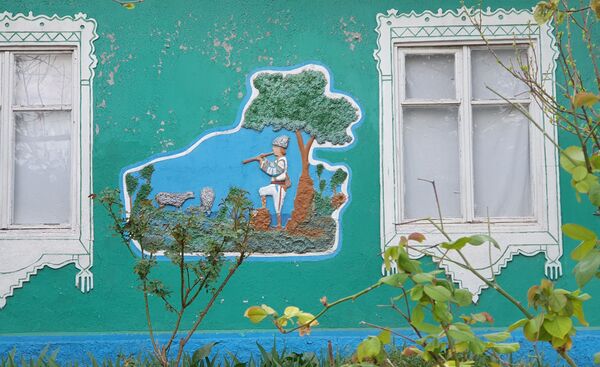 Galerie de artă: cum arată porțile din Sadaclia pictate de un expert criminalist - FOTO - Sputnik Moldova