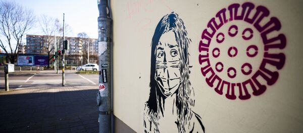 Граффити на тему коронавируса в Берлине Граффити на тему коронавируса в Берлине - Sputnik Молдова