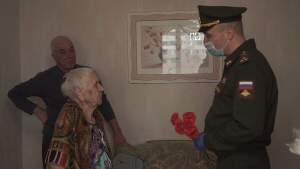 Военные разведчики поздравили ветерана Великой Отечественной Войны - Sputnik Молдова