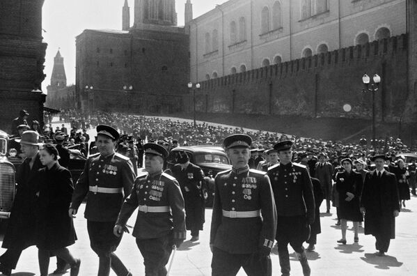 Парад Победы 9 мая 1945 года в Москве - Sputnik Moldova-România
