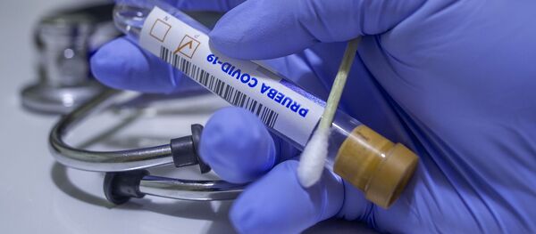 Tub de testare Covid-19 cu rezultat pozitiv - Sputnik Молдова