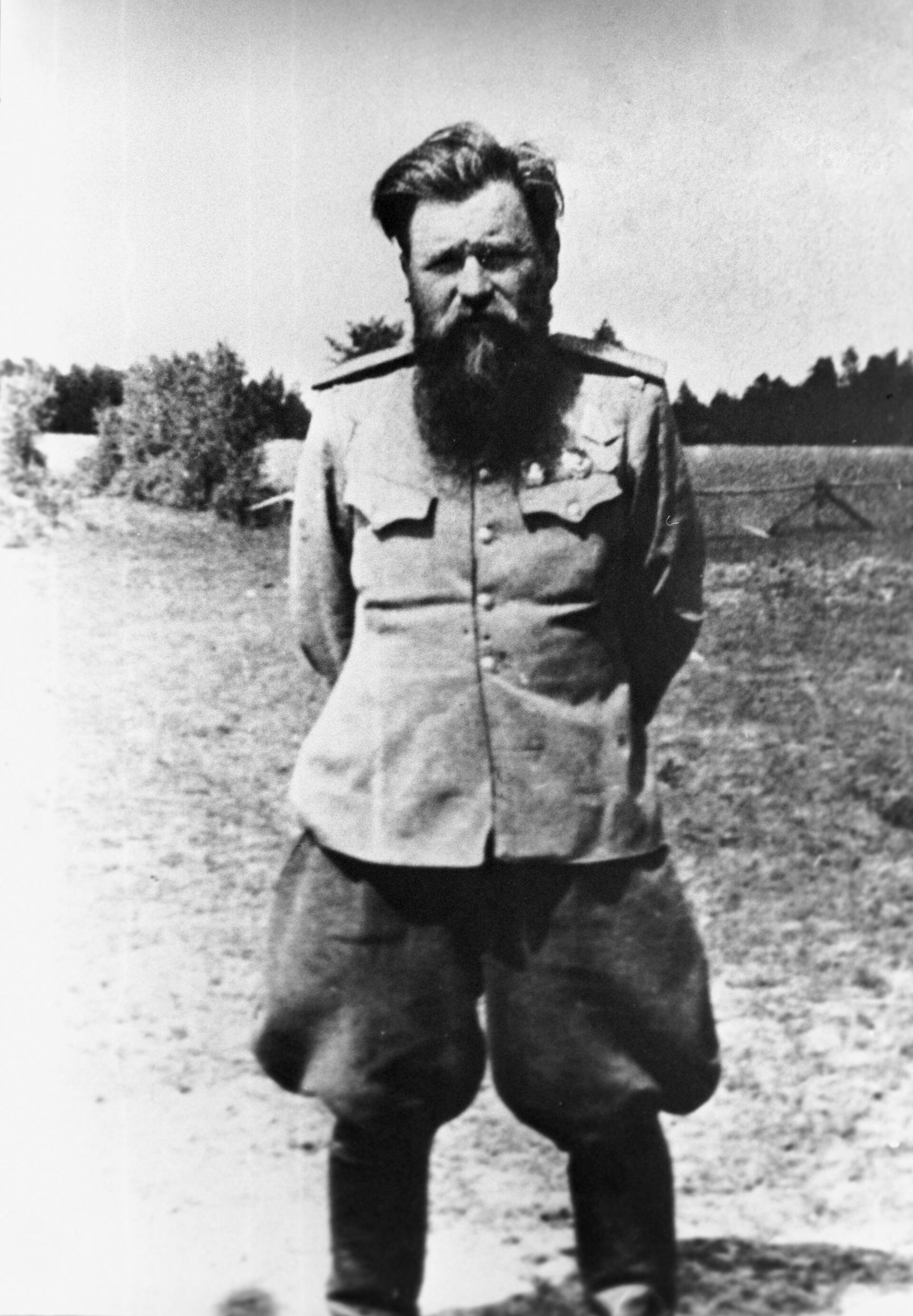 Петр Вершигора, участник партизанского движения, Герой Советского Союза. Великая Отечественная война 1941-1945 годов. Снимок 1943 года. Украина. - Sputnik Молдова, 1920, 19.03.2026