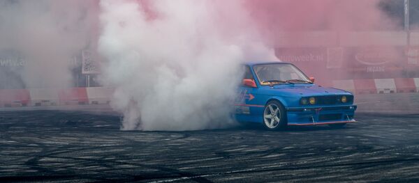 Уличные гонки - Sputnik Молдова