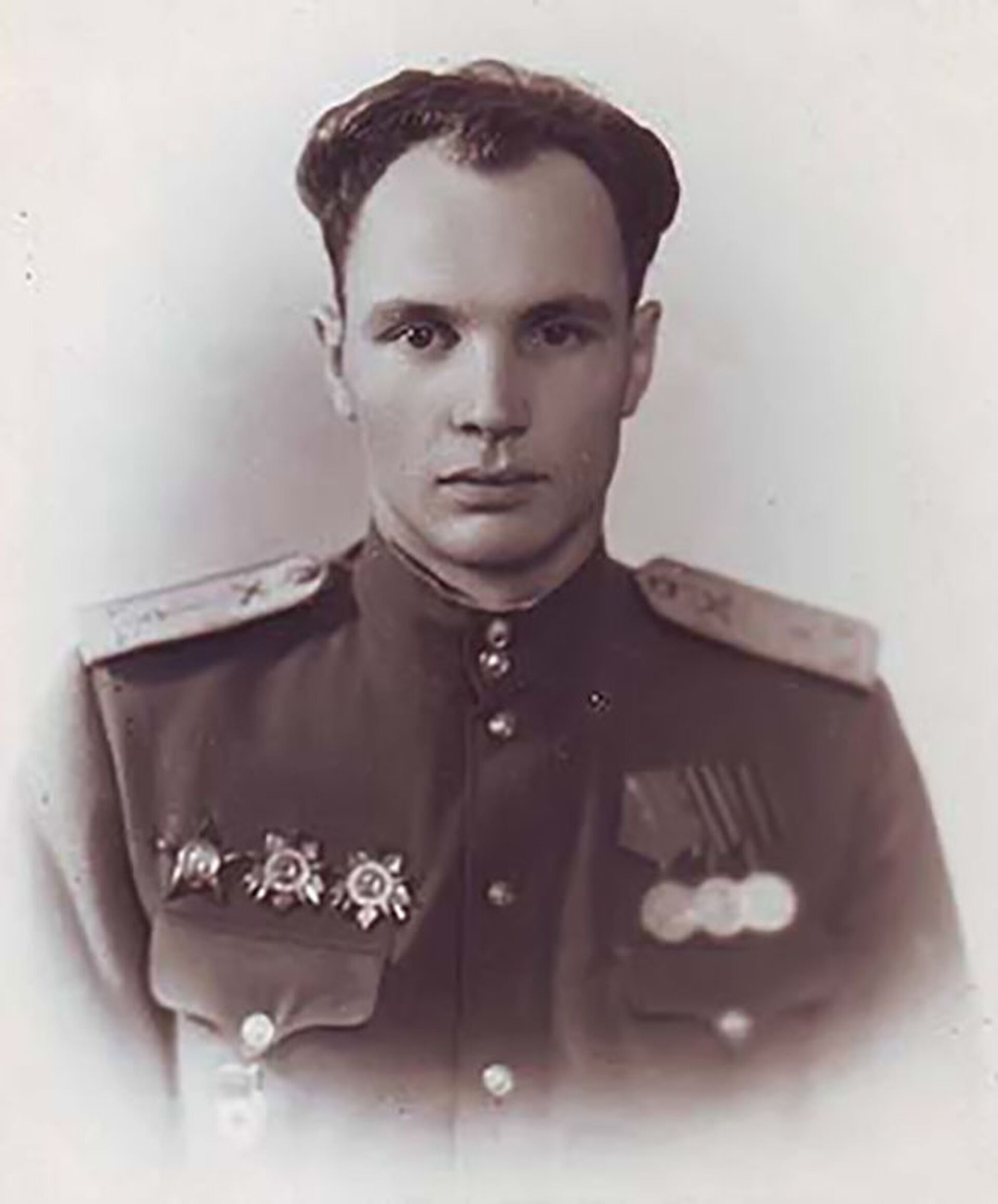 Павел Гладков, кавалер орденов Отечественной войны I и II степени - Sputnik Молдова, 1920, 30.11.2023
