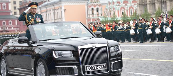 Министр обороны России Сергей Шойгу на военном параде на Красной площади в Москве - Sputnik Moldova