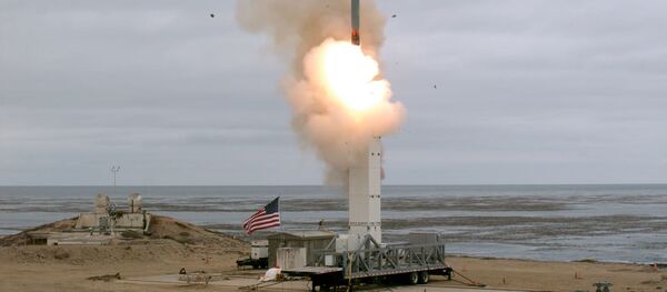 Дональд Трамп объявил о выходе США из Договора по открытому небу Дональд Трамп объявил о выходе США из Договора по открытому небу - Sputnik Молдова